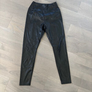 BP Pleather Faux‎ Leather Leggings Black Size M Chic Minimalist Stretch Shiny